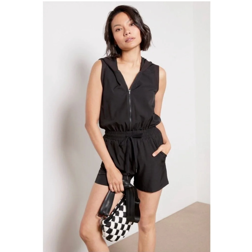 Evereve Scout Hooded Romper Black Medium Athleisure Lounge Casual Capsule